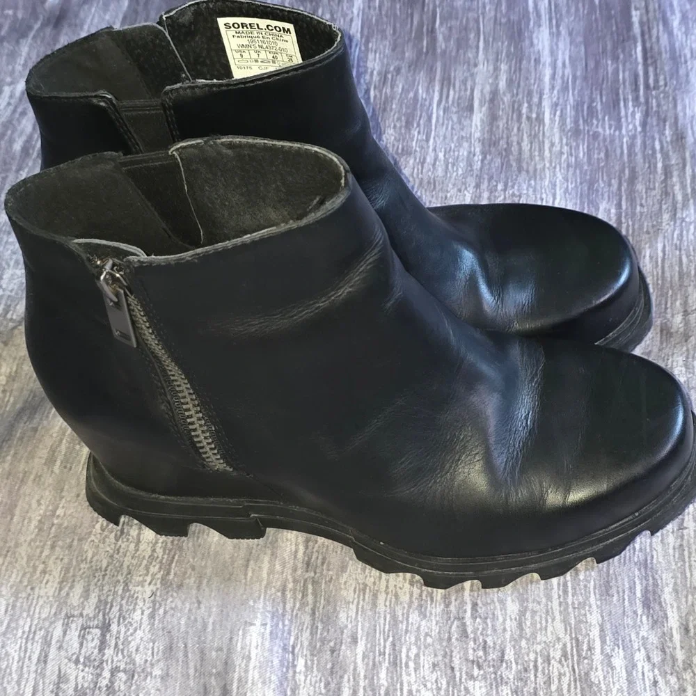 Sorel‎ Joan of Arctic Next Wedge Black Leather Ankle Boots NL4372-010 Womens 9